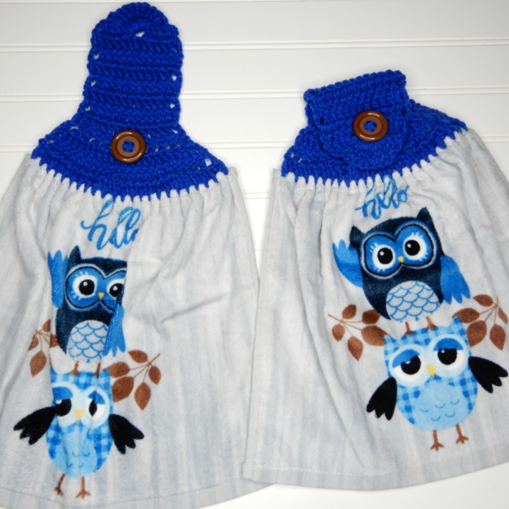 Crocheted Handle Towel Set of 2